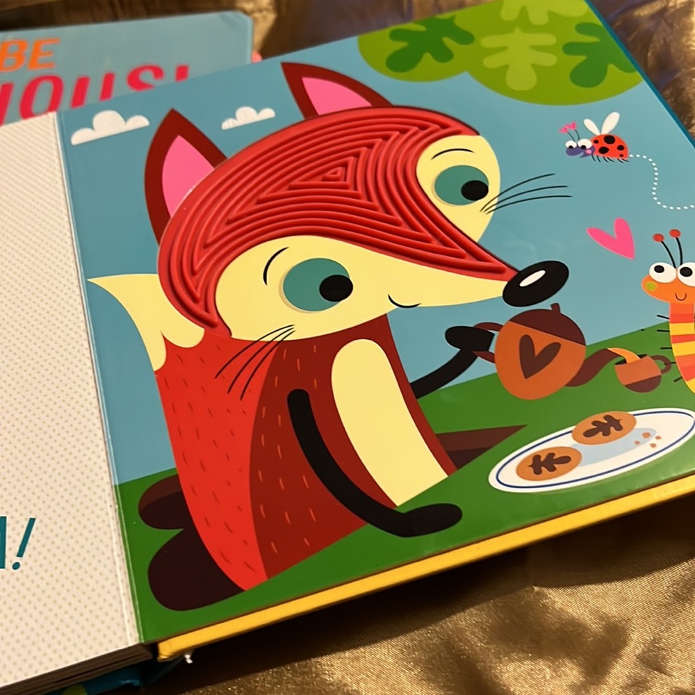 Books - Picture 4 of 8